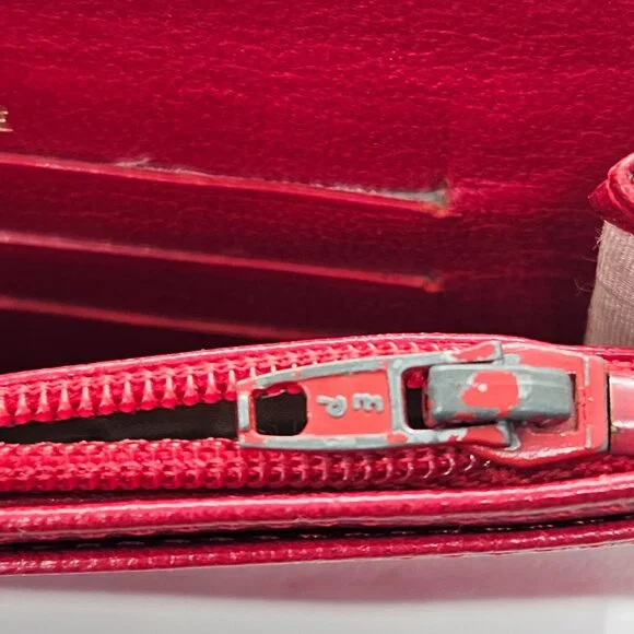 Chanel CC Leather Flap Wallet - Picture 8 of 14